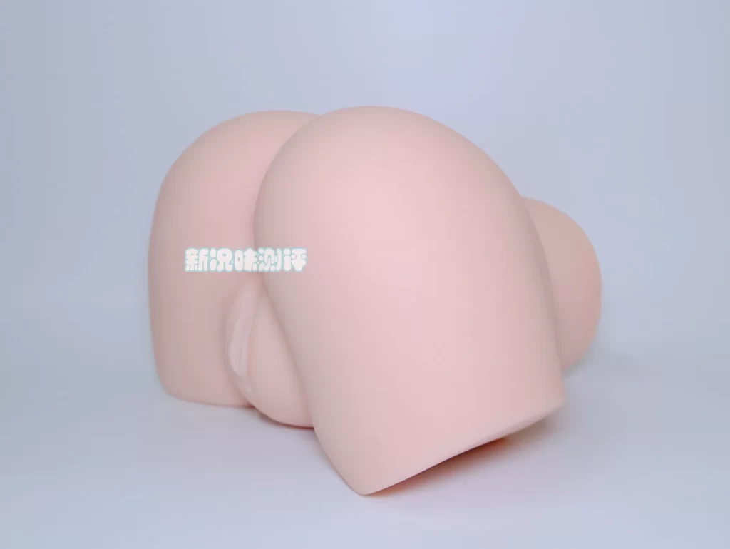 yokubou—情热应援团2代，造型比较讨喜的小臀模，但后入的使用体验有点不太行