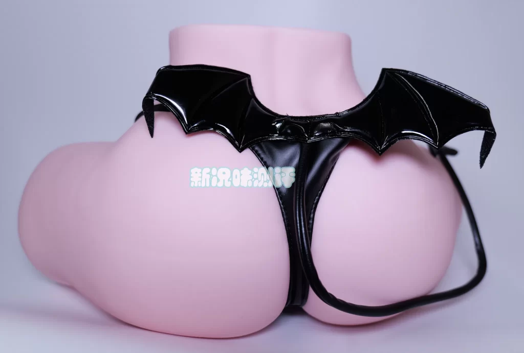 内含乾坤的精致开腿造型小臀模，在通道里面施展材料变化的魔法？majomiyo—魅魔莉可测评
