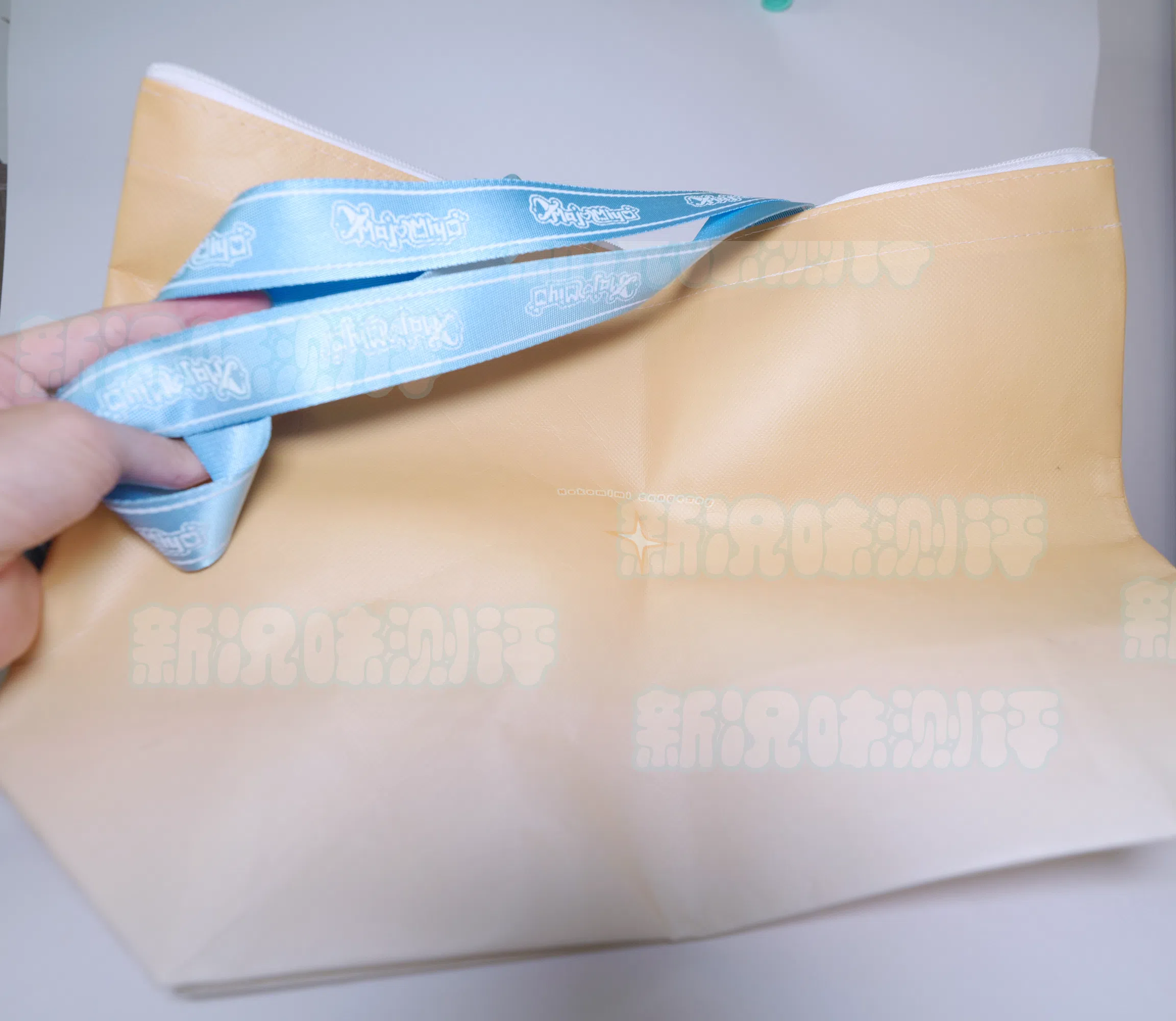 优秀的双子宫设计，出色的柔软度，要是前段的颗粒再大一点就好了，majomiyo—猫娘桑桑测评