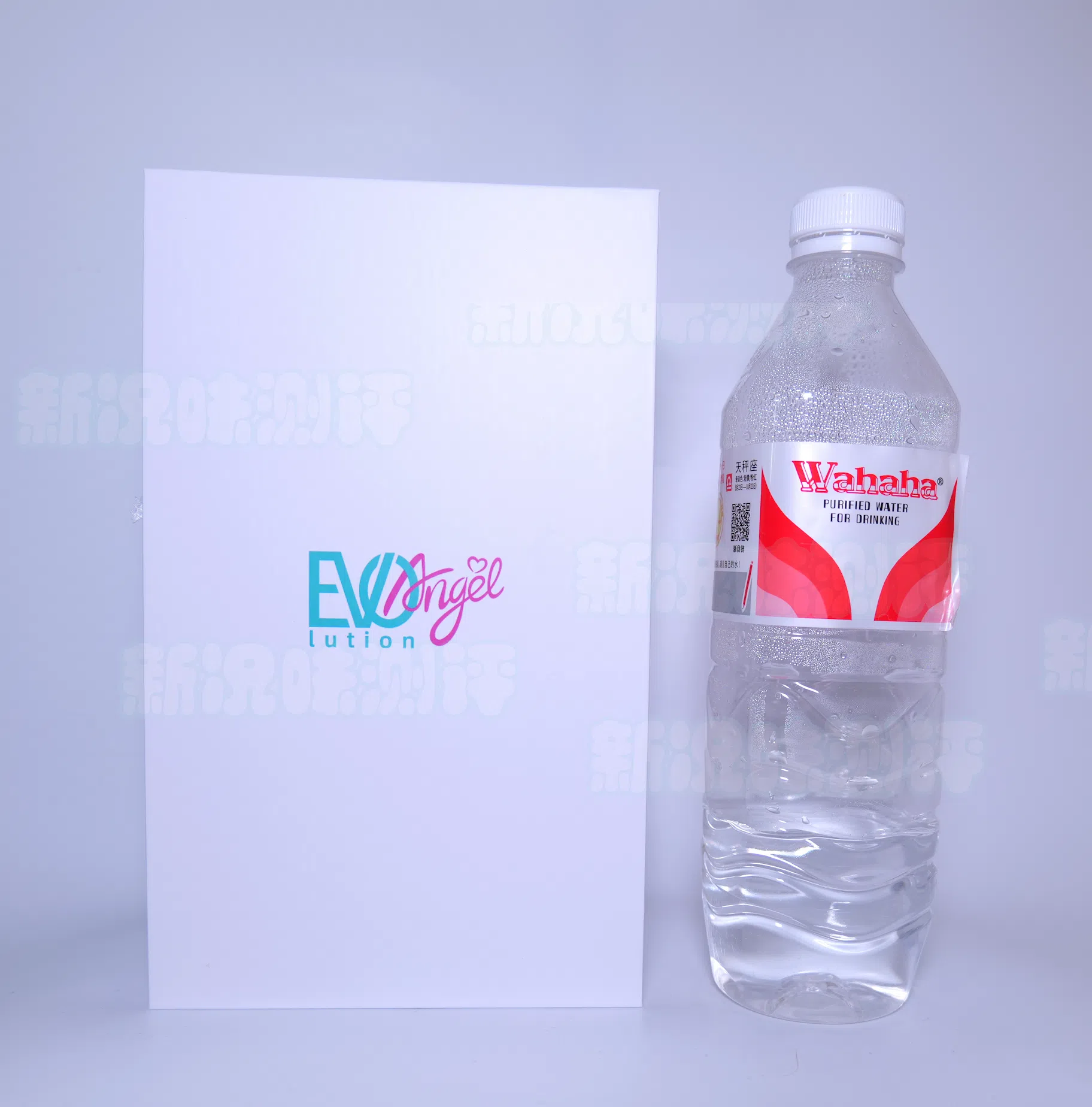 一条道走到黑,居然走通了?这款杯子把”没有花活”做成了优点。见习天使——伊娃测评 一条道走到黑,居然走通了?这款杯子把”没有花活”做成了优点。见习天使——伊娃测评