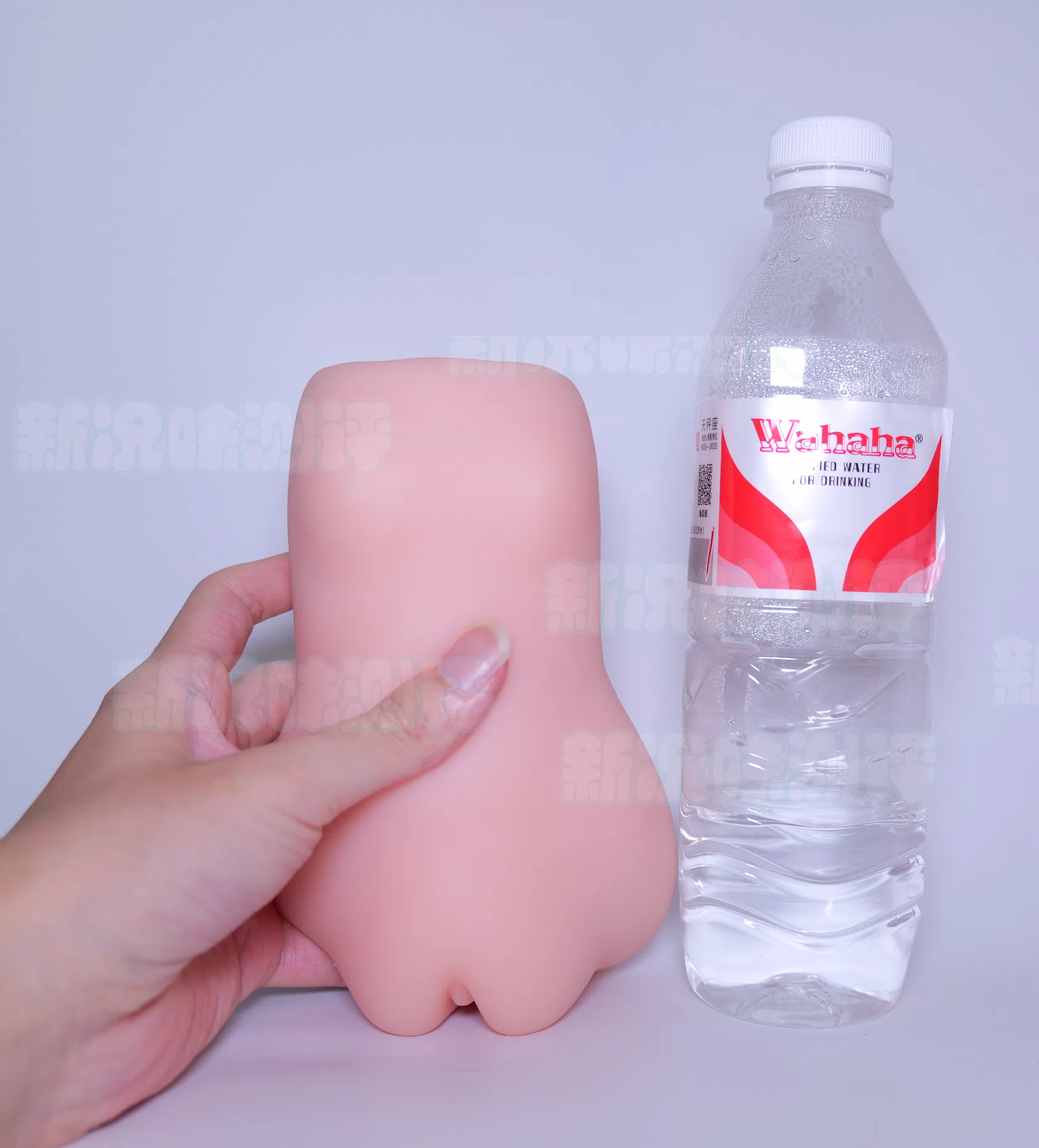 一条道走到黑,居然走通了?这款杯子把”没有花活”做成了优点。见习天使——伊娃测评 一条道走到黑,居然走通了?这款杯子把”没有花活”做成了优点。见习天使——伊娃测评