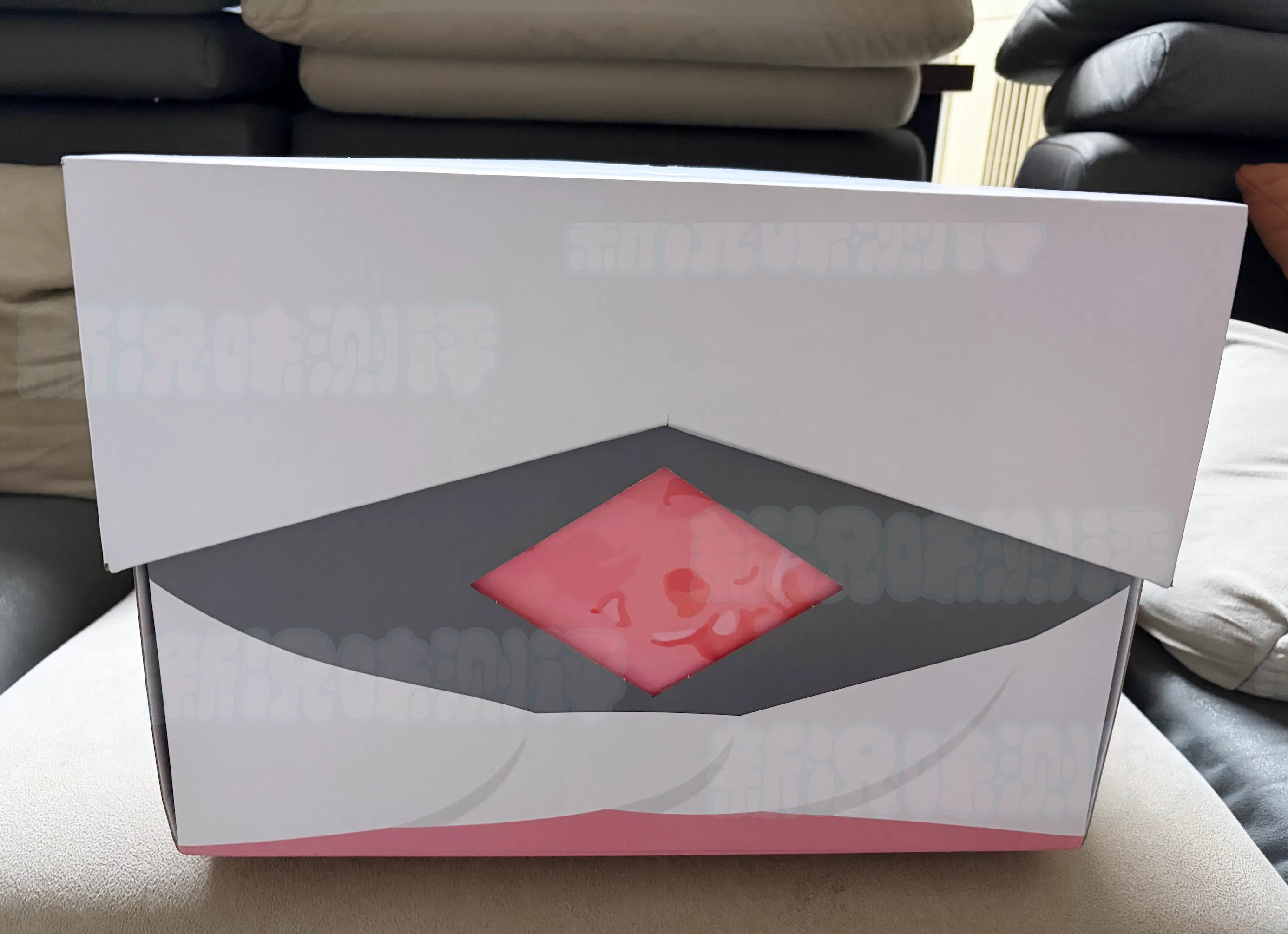 【群友测评】kaguyano ——游悠悠测评!超超超巨大的10000g脂软大臀,活生生像一个巨大的水袋! 20260902150540681-悠悠包装2.webp